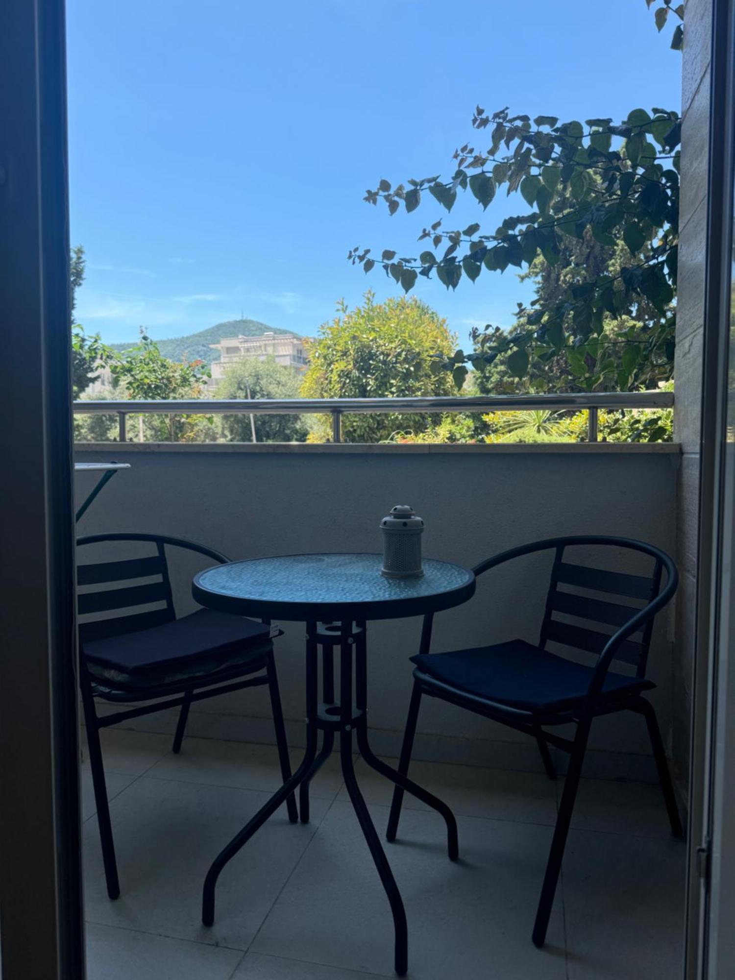 Royal West 5 Min * Budva